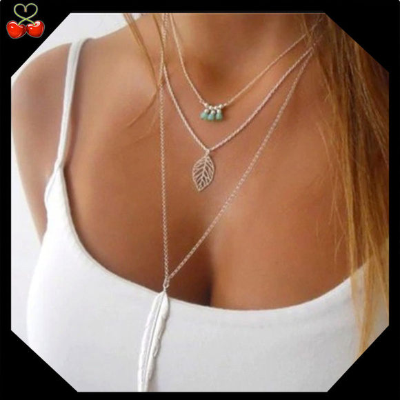 Boutique Jewelry - 2/$25 🍒 LAYERED 🍃 Beaded Necklace